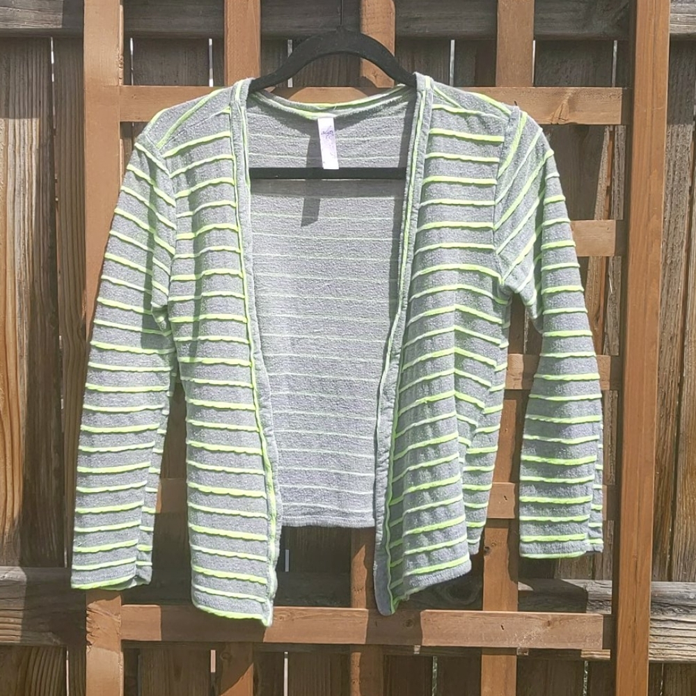 Lightweight Retro Cardigan